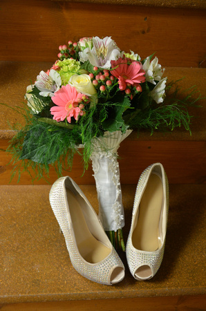 DSC_6248-shoes-flowers-e